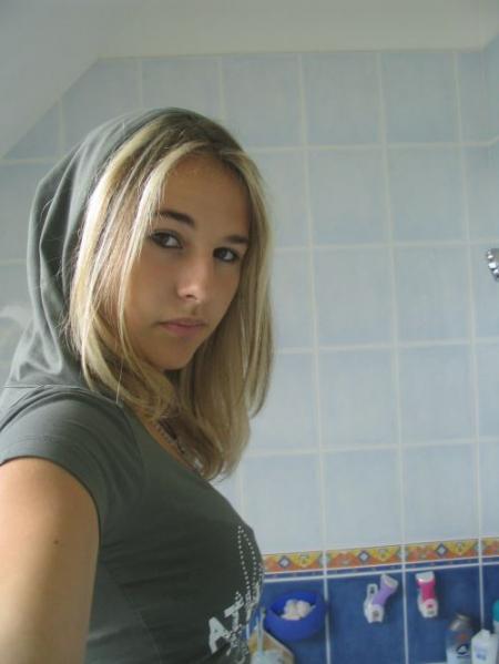 c ma nouveu ami